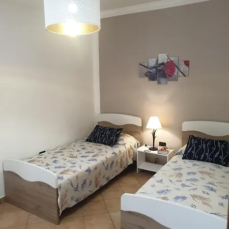 Elegante E Solare In Pieno Centro E Da Tutto Ferienhaus *